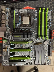 * GIGABYTE G1 Sniper LGA 1366 * Intel i7 950 - Imagen 1 de 7