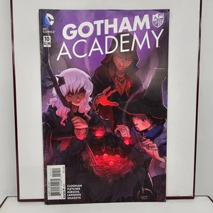 DC Comics Gotham Academy #10 2015 - Picture 1 of 6