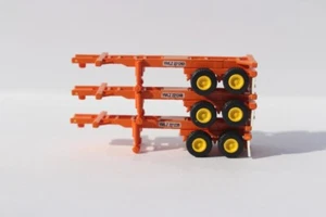 Contenedores escala N - 122001 - Paquete de 3 chasis Yang Ming 20' para contenedores de 20' - Imagen 1 de 3