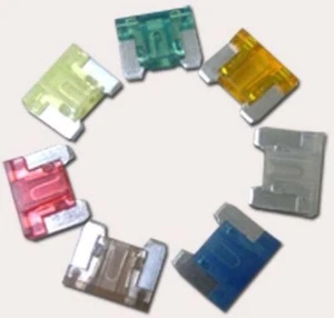 3AMP 3A MICRO MINI AUTO AUTO BLADE SICHERUNGEN TOYOTA MAZDA PASST NISSAN HONDA STCK 20 - Bild 1 von 1