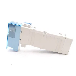 SMC SY7100-5UF1 Solenoid Valve 5-Port 2-Position, 0.15-0.7MPa, 24VDC Coil - Picture 1 of 6