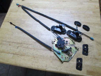 HUMMER H2 2003-2009 MALETERO PUERTA LEVADIZA CERRADURA PUERTA PESTILLO ACTUADOR JUEGO DE PEGADORES OEM Foto 1 de 4