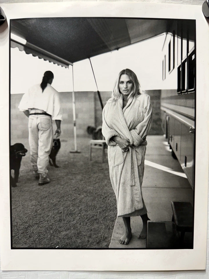 Adult Pin-Up Star Poster 11X14: Lisa Lipps Sexy On Set Candid Classic Robe - Image 1 of 1