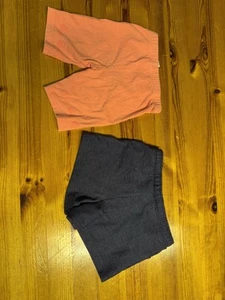 2 Pairs Girls Shorts. Salmon & Blue. Carter’s Size 6. See Other Listings Too - Picture 1 of 6
