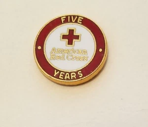 RED CROSS 5 YEAR PIN - Picture 1 of 3