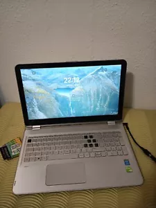 HP 15W I5-5200U 256GB SSD NVME 8gb 15,6" NVIDIA 930M 2GB win11 - Picture 1 of 11