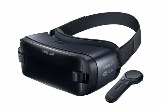 Samsung Gear VR With Controller for Galaxy S8 Plus