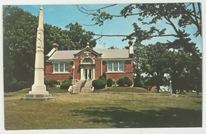 Tipton Public Library A Carnegie Library Completed 1904 Photo Chrome Postcard - Bild 1 von 2