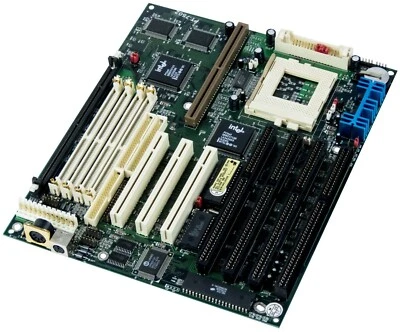 PC Chips M520 PT-7502 Socket 7 Sdram 4x Simm 3x PCI 4x Isa - Image 1 of 2