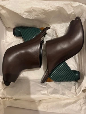 VINTAGE Balenciaga heels size39 - Image 1 of 4