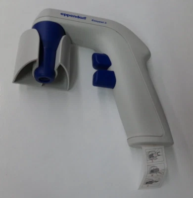 Soporte para pipeta electrónica Eppendorf Easypet 3 canal incluido Foto 1 de 4