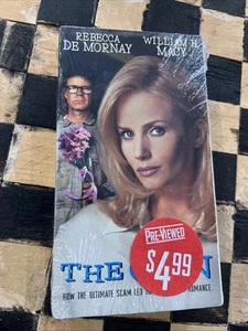 The Con 1997 VHS William H Macy Rebecca De Mornay Resealed Blockbuster - Imagen 1 de 6