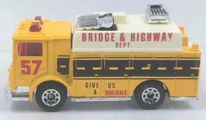 1991 Matchbox Bridge & Highway Dept Vehicle Mack Auxiliary Power Truck Yellow - Picture 1 of 5