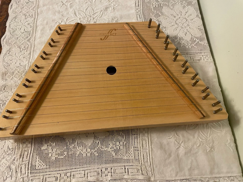 First Act Lap Harp - Image 1 of 3