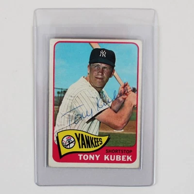 Tarjeta firmada por Tony Kubek Topps 1965 #65 - certificado de autenticidad JSA Foto 1 de 2