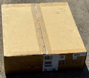 Juniper EX4300-24P Switch 10/100/1000BASET - New - Picture 1 of 4