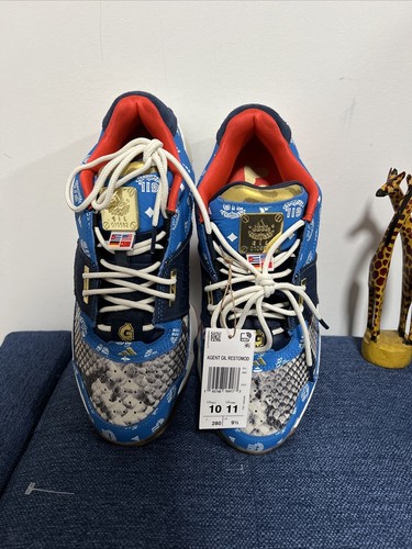 Nuove scarpe da basket da uomo Adidas Agent Gil Restomod taglia 10 bianche blu