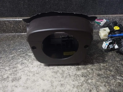 13-19 Hyundai Santa Fe Ignition Switch Lock Cylinder Steering Column Shroud Used - Image 1 of 4