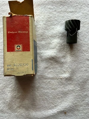 NOS GM 1970750 Distributor Gear 366-427 Chevrolet Corvette Camaro Chevelle - Image 1 of 3