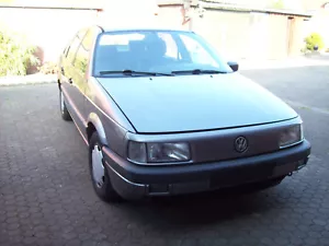 VW Passat GL Limosine 35i Oldtimer bj 12/88 tüv neu bei kauf Topzustand 101500km - Bild 1 von 8