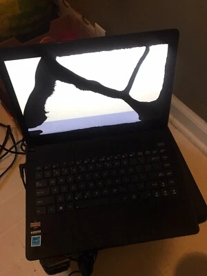 ASUS Altec Lansing Laptop AMD E2 2GB Memory 320GB HDD AMD 15.6" Windows 8 As is - Image 1 of 4