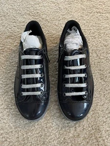 Kidpik Girls Black Patent Leather Sneakers w/ Silver Glitter Laces - Size 3 - Picture 1 of 5