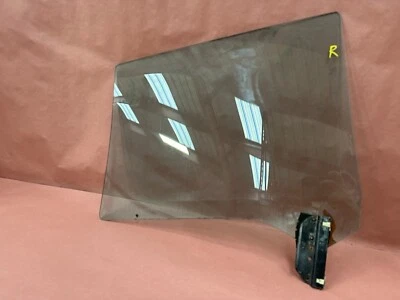 BMW E10 2002 2002tii 1802 1602 puerta ventana verde delantera derecha fabricante de equipos originales 88 k millas Foto 1 de 4