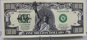 * Statue Of Liberty Million Dollars Lot Of 2-1,000,000 Novelty Dollar Bills - Picture 1 of 2