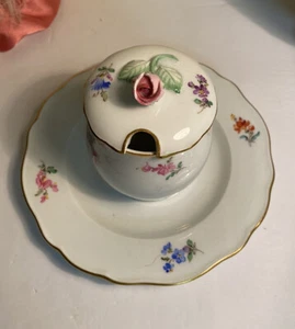 Antique Meissen Scattered Flower Porcelain Bowl Lid & Underplate - Picture 1 of 7