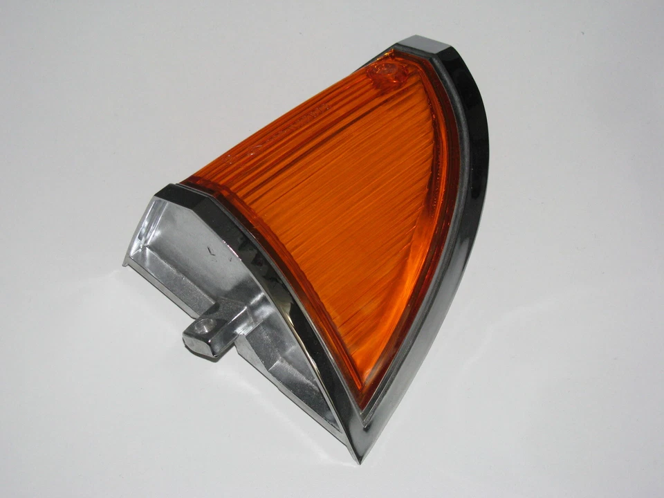 Blinkerglas links - original SWF- Ford Taunus P5 - 17M - 20M  - Bild 1 von 1