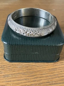 VINTAGE HEAVY SOLID SILVER CHINESE SIGNED TORQUE BANGLE BRACELET - Picture 1 of 17