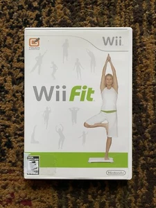 Wii Fit Neu Originalverpackt - Saubere Disc, kommt mit Original Handbuch - UNGETESTET - Bild 1 von 3