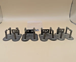 4pcs ORIGINAL OLD VTG MAH JONG JONGG Coin Holders  Rack Ends / Screw - Picture 1 of 6