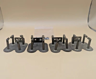 4pcs ORIGINAL OLD VTG MAH JONG JONGG Coin Holders  Rack Ends / Screw - Image 1 of 4