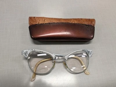 Gafas de ojo de gato vintage plateadas 1950-1960 Foto 1 de 4