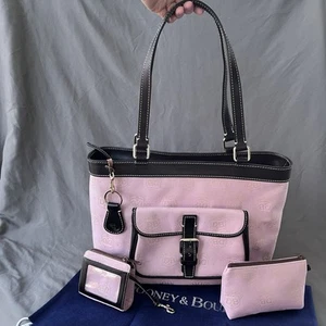 Dooney & Bourke East West Canvas DONEGAL CREST TOTE BAG Lavender Pink Leather + - Picture 1 of 14