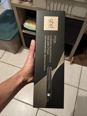 ghd Max Styler 2" Flat Iron Hair Straightener Wide Plates Ceramic - Image 1 of 4