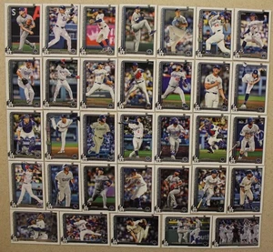 2025 Topps Los Angeles Dodgers Team Set - All team cards from series 1 & 2 - Picture 1 of 1