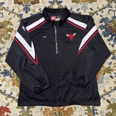 NBA Authentic Nike Chicago Bulls Warm Up Shooting Jersey Sz L 90s Distressed - Image 1 of 4