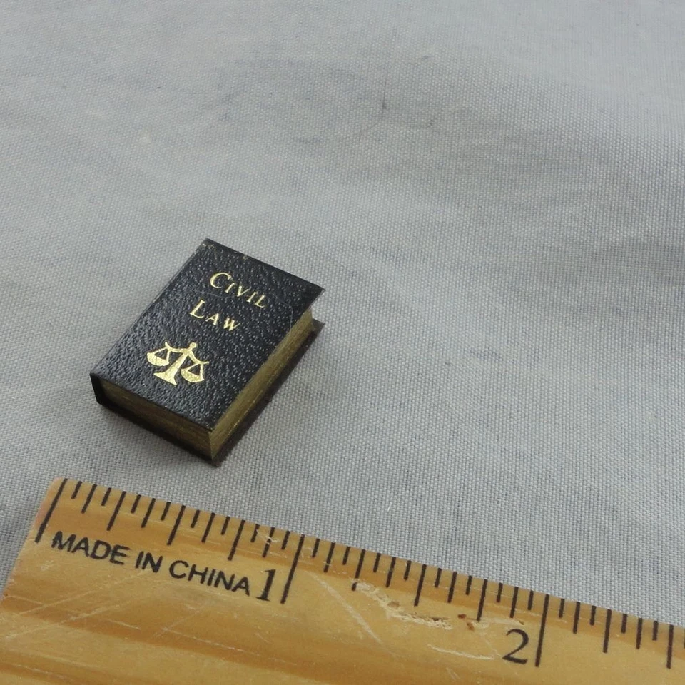 Libro de derecho civil de Jacqueline escala 1:12 casas de muñecas en miniatura Foto 1 de 1