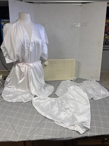 NWT & Box Vintage Victorias Secret Satin Nightgown Set  L Embroidery Gold Label - Picture 1 of 14
