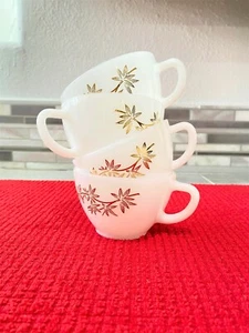 Vintage Federal Glass Milk Glass Tea Coffee Cups, Gold Floral Set of 4 - Bild 1 von 10