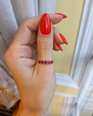 Anillo de boda corte redondo de 0,50 quilates con piedras preciosas de rubí natural de oro amarillo sólido de 14 quilates 5 6 7 Foto 1 de 4