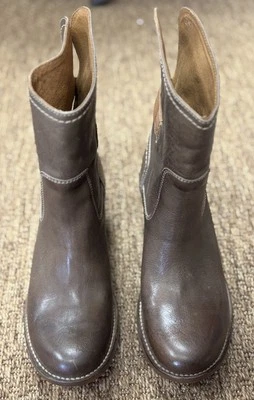 Новый Frye Carmen 8L короткие ботинки каблуки женщин размер 8.5B 77841 серый кожаный Western - Изображение 1 из 4