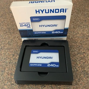 Hyundai Sapphire 240 GB,Internal,2.5 inch (SSDHYC2S3T240G) Solid State Drive - Afbeelding 1 van 5