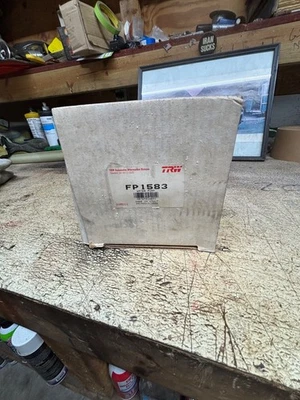 BOMBA DE AGUA TRW FP1583 9W BMW 1977 - 1982 2.0 Foto 1 de 4