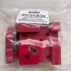 Woodpeckers BC4-M2 Box Clamp x 2 90 Degree Corner Clamp New in Package! - Picture 1 of 6