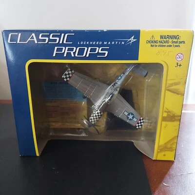 Classic Props P-51D Mustang Collector's Edition 1/100 Scale Model Plane - Image 1 of 4