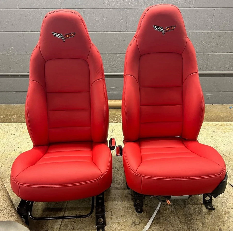 Venta Año Nuevo Corvette C6 Deportes Cuero Sintético Fundas Asiento 2005-2011 Rojo Foto 1 de 1