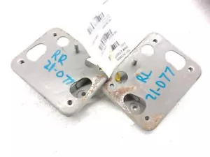 03-06 Infiniti G35 Sedan Rear Bumper Reinforcements (Pair) OEM 85210AM611 - Bild 1 von 12